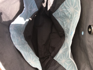 Tasche mit zwei Tragvarianten Innen-Ansicht